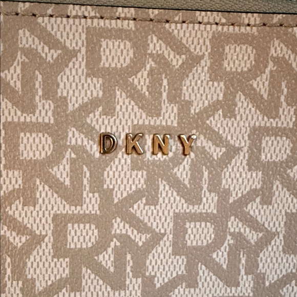 DKNY Tan & Pink Floral Crossbody Bag - Picture 2 of 9